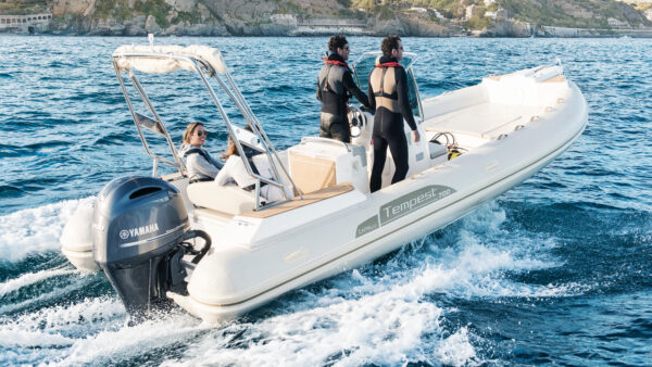 2022 Yamaha F200 – 20″ Shaft - Image 2