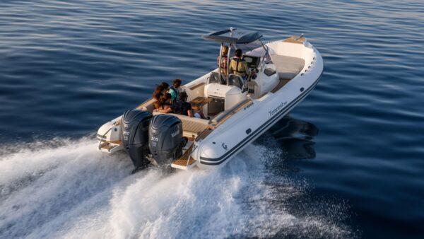 2022 Yamaha V6, 4.2L 300HP – 30″ Shaft - Image 2