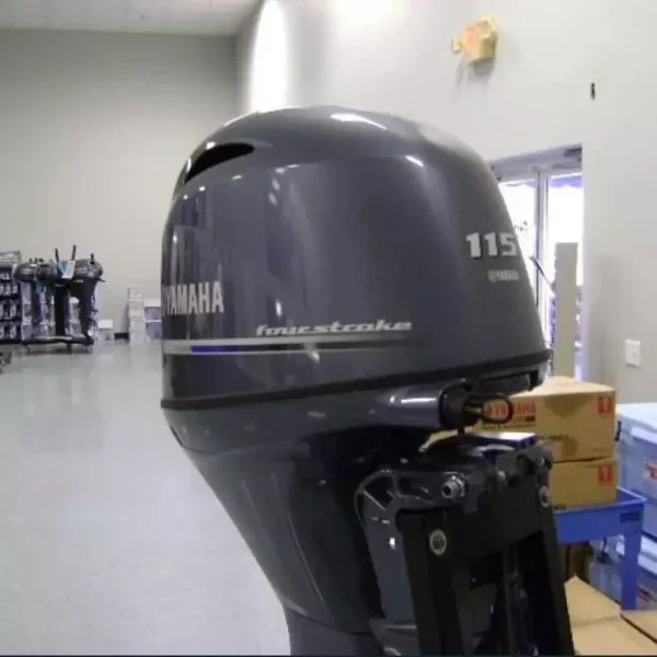 Used Yamaha 115HP – 25″, 2020 Model - Image 4