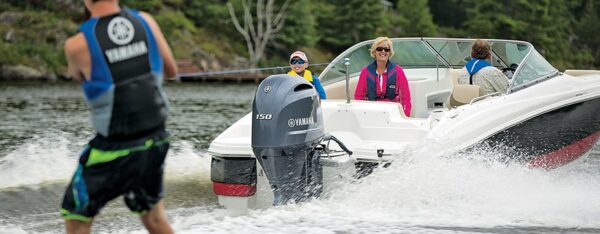 Yamaha In-Line 4 150HP – 25″ Shaft, 2022 Model - Image 5