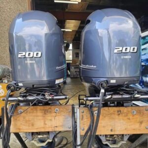 Twin Yamaha F200hp 4 stroke. 2019 electric controls