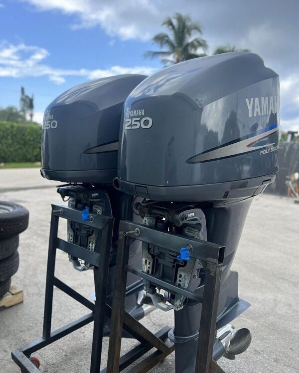 Twin 2006 Yamaha 250 Hp 4 Stroke 25″ Outboard Motors - Image 4