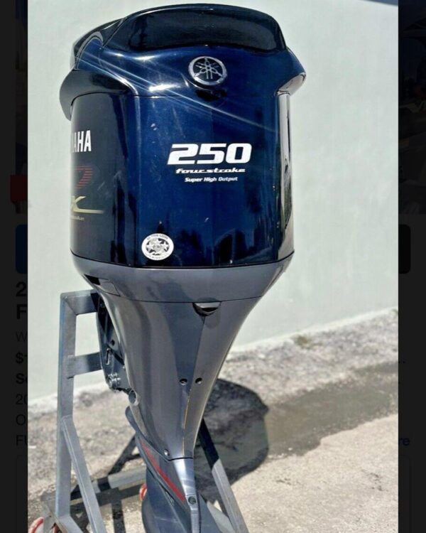 2017 250 HP YAMAHA VMAX SHO 4 STROKE OUTBOARD MOTOR VF250 - Image 2